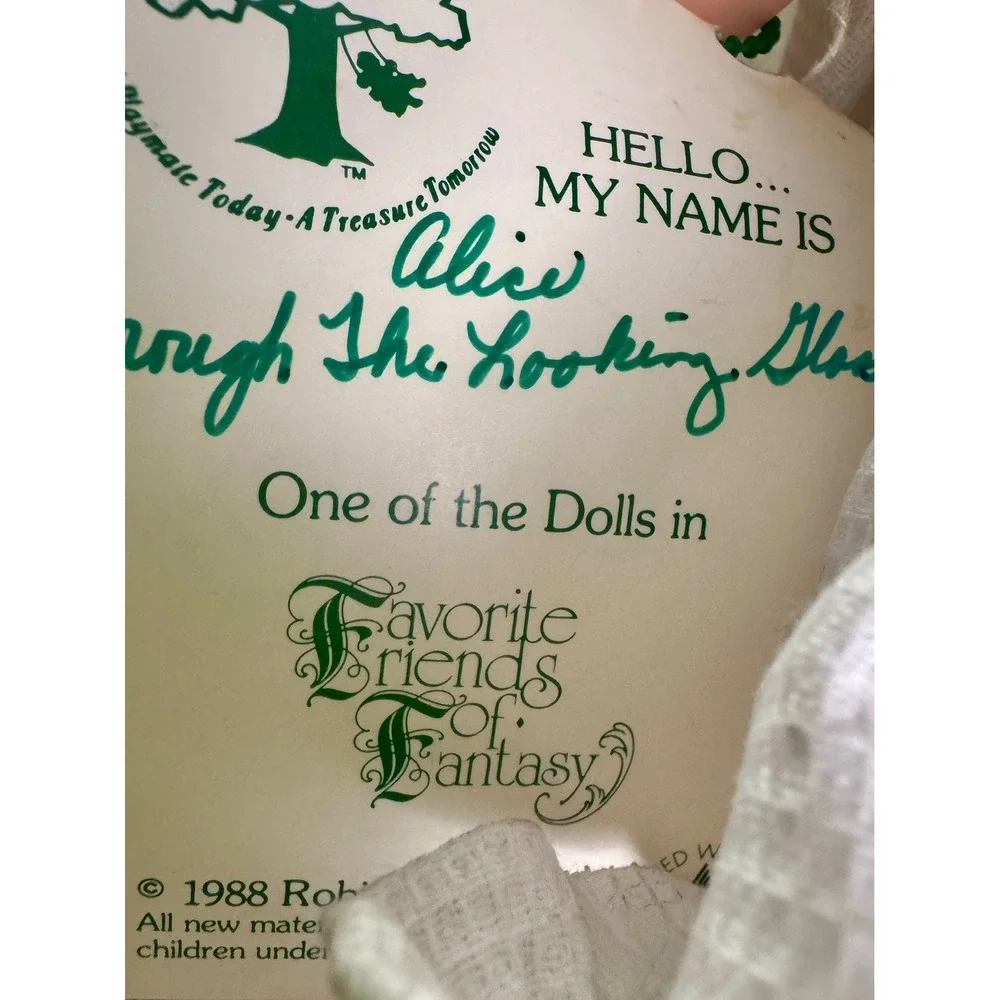 Robin Woods 1988 Alice Through the Looking‎ Glass Doll Favorite Friends Fantasy